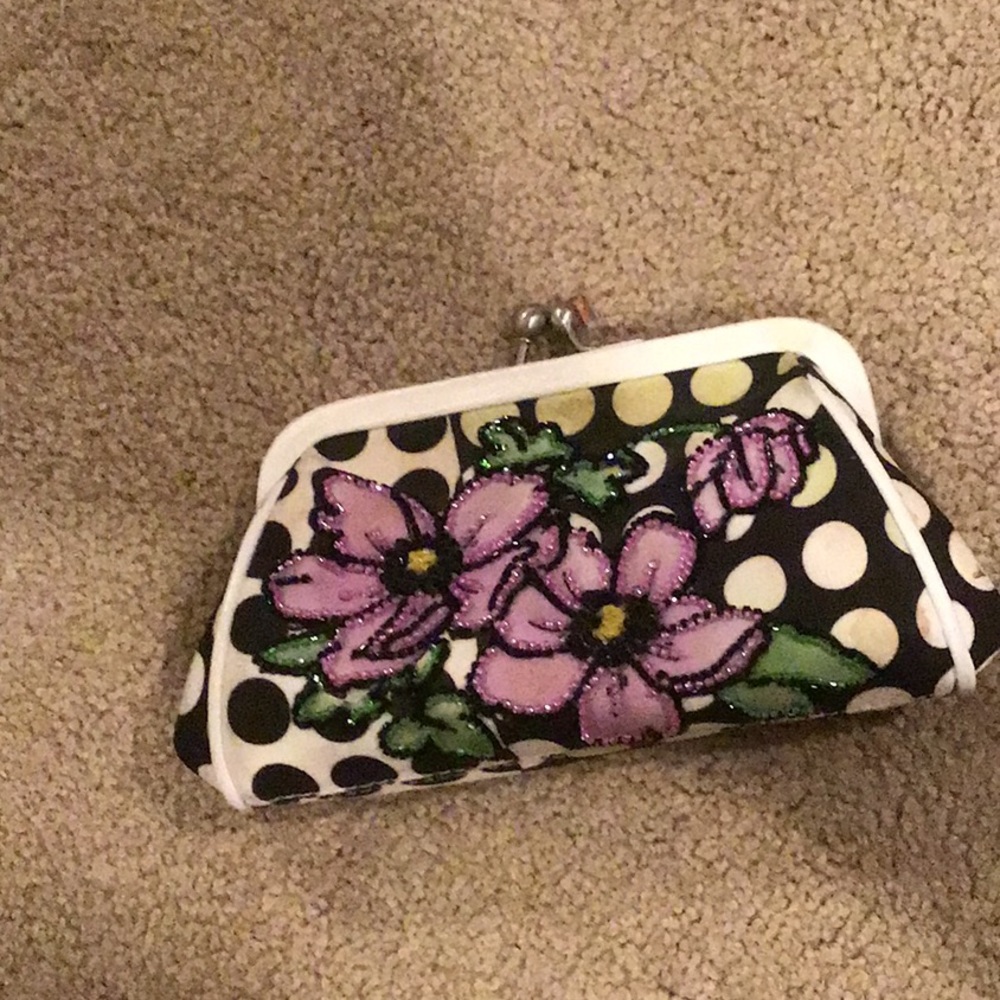 ISABELLA FIORE CLUTCH